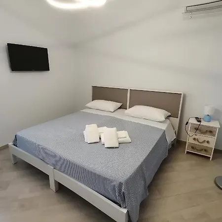 Tamarix Nocleg ze śniadaniem Pulsano